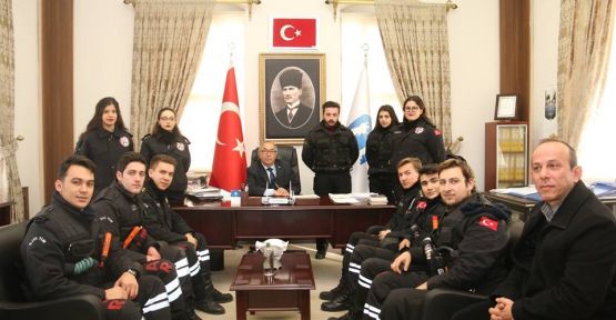 3 okulda deprem, yangın tatbikatı yapıldı