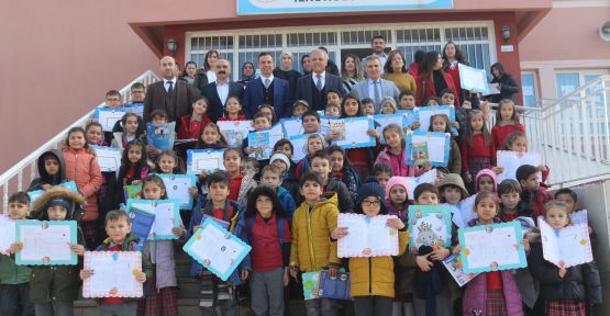 9.577 ÖĞRENCİ KARNE SEVİNCİ YAŞADI