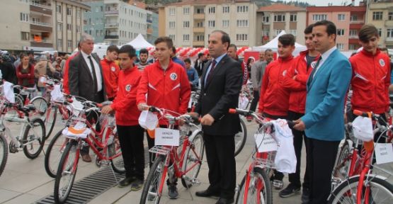  Amasya’da 350 bisiklet dağıtıldı