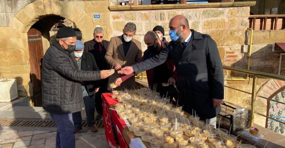 attığı her adım ,söylediği her söz  bizim için bir emirdir   