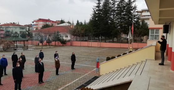   BAYRAK TÖRENİ DÜZENLENDİ