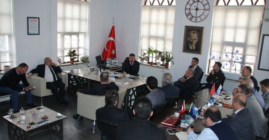   BELEDİYE ÇALIŞMALARI  MASAYA YATIRILDI