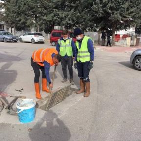 Belediye Ekipleri  Teyakkuza Geçti