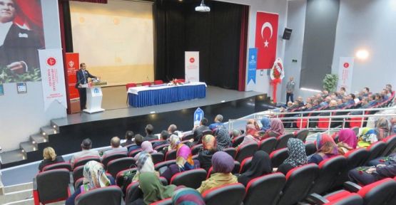    CAMİ VE İRŞAT KONULU KONFERANS YAPILDI