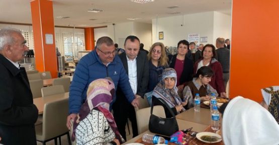 CHP’den Depremzedelere Ziyaret