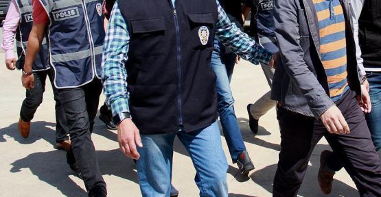  FETÖ'den ihraç edilen 8 öğretmen gözaltına alındı