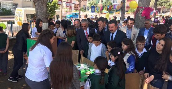  GAZİ ORTAOKULU'NDA TUBİTAK BİLİM FUARI AÇILDI