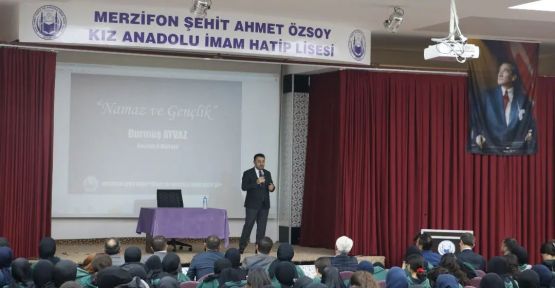   Gençlik ve Namaz konulu  konferans düzenlendi.   