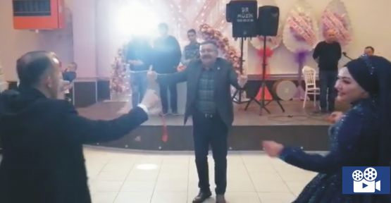 İYİ GÜNDE DE KÖTÜ GÜNDE DE  YANLARINDA