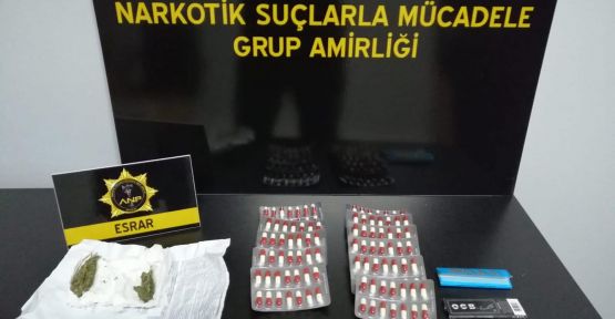 ŞÜPHELİ ARAÇTA  UYUŞTURUCU ÇIKTI