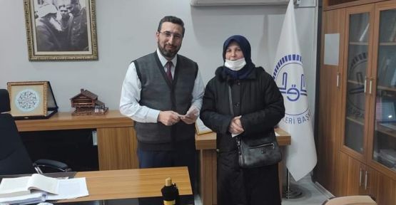 UMRE PARASINI  DEPREMZEDELERE BAĞIŞLADI