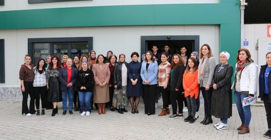 ARI KADINLARIN ZİYARETÇİSİ  VALİ EŞİ MASATLI OLDU