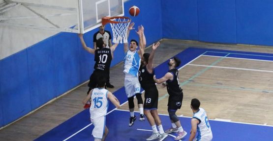 BASKETÇİLER  YÜZ GÜLDÜRDÜ