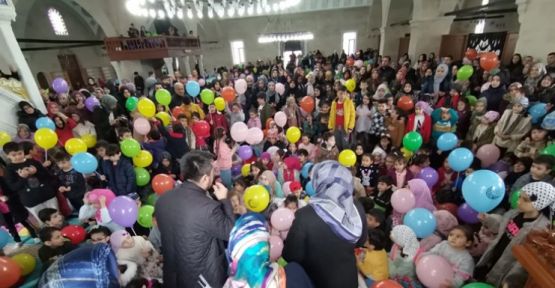 Camii Çocuk Buluşması