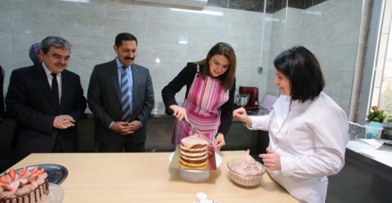 Pastacılık Kursunu Ziyaret Ettiler