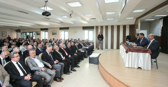 VALİ, MUHTARLARI DİNLEDİ